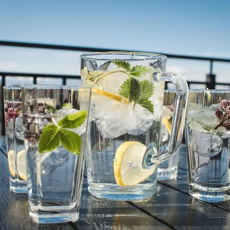 Blisko Slonca - Jacuzzi Na Wylacznosc