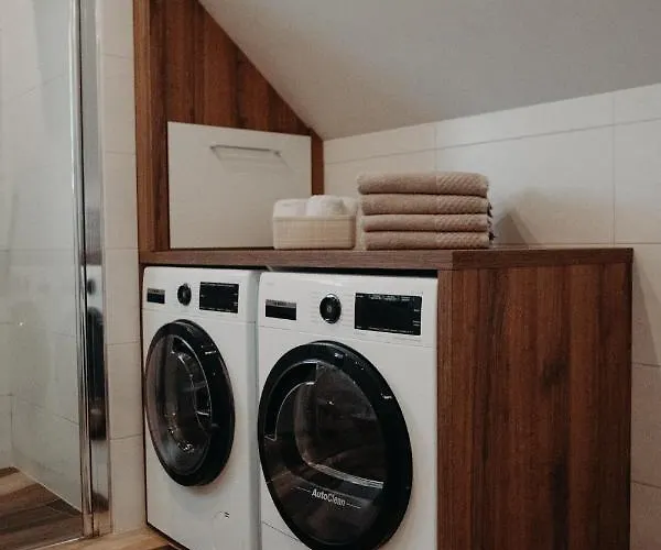 Blisko Slonca - Jacuzzi Na Wylacznosc 新塔尔格